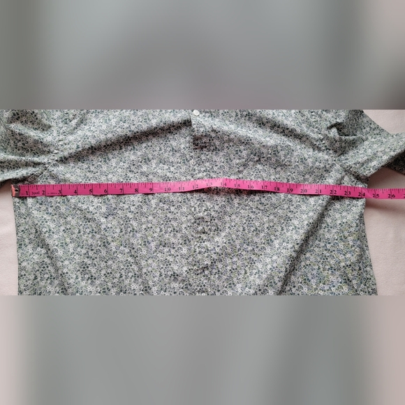 Men's Floral Patterned Shirt - Picture 5 of 9